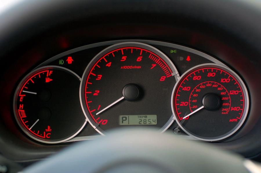  Subaru Impreza 2.5GT 2009 года  (фото 12 из 35)